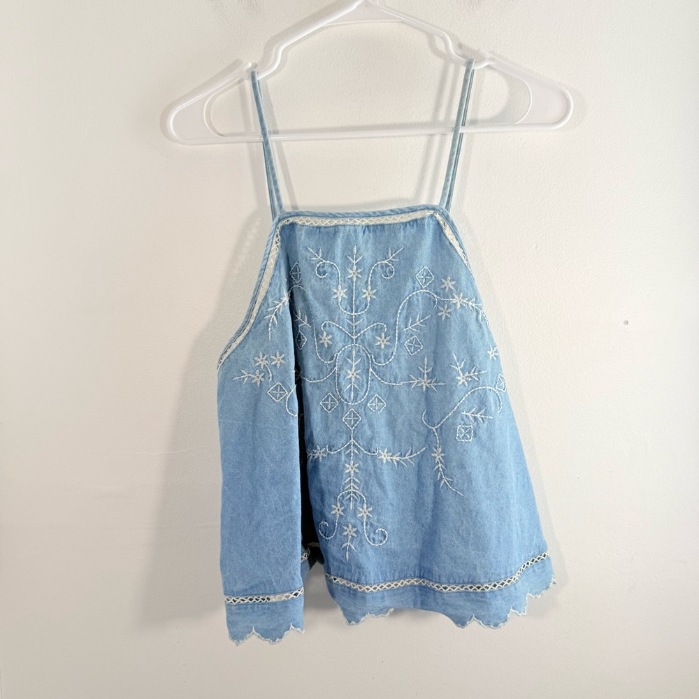 American Eagle Denim White Embroidered Tie Back Swing Tank Top Large